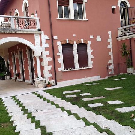 קאבאיון ורונסה Villa Rossa מראה חיצוני תמונה