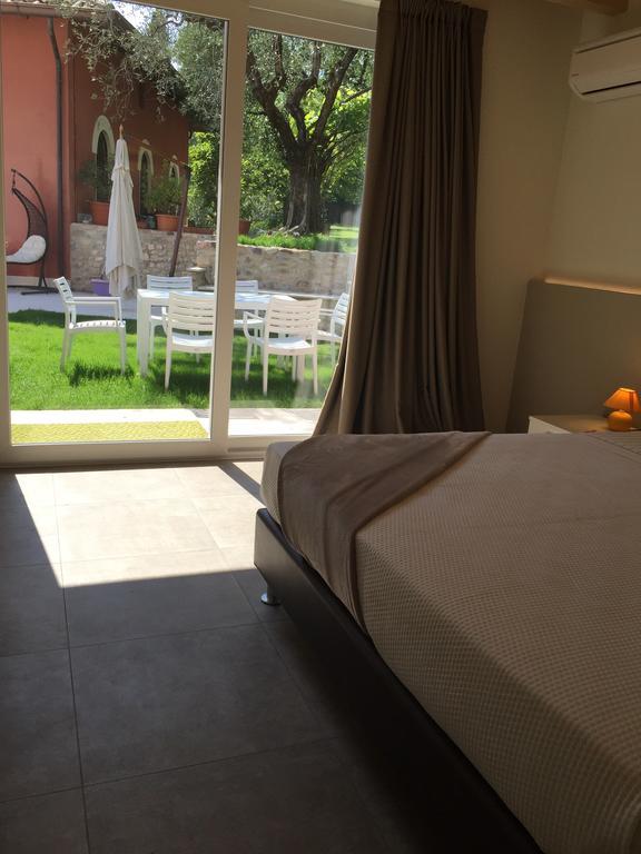 קאבאיון ורונסה Villa Rossa מראה חיצוני תמונה