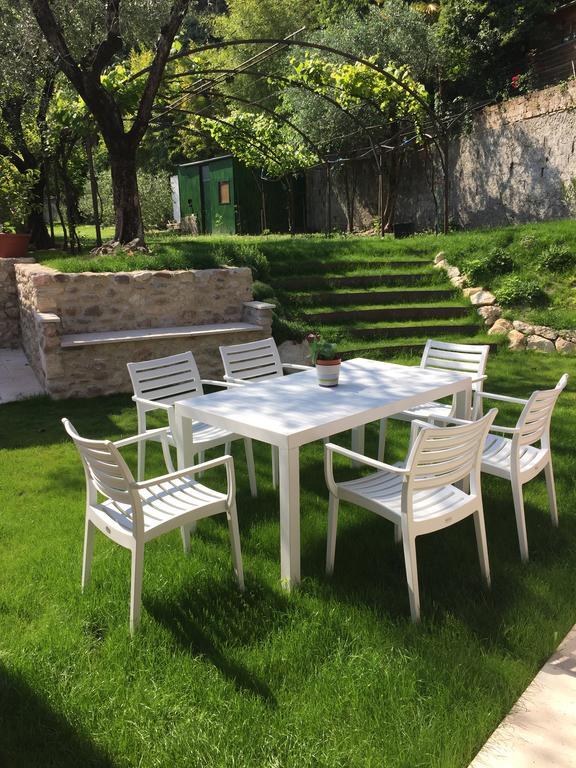 קאבאיון ורונסה Villa Rossa מראה חיצוני תמונה