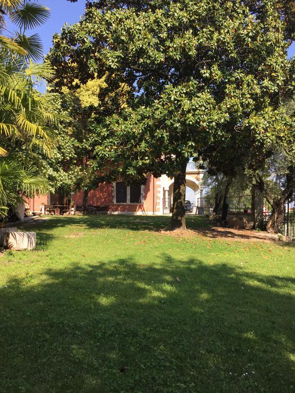 קאבאיון ורונסה Villa Rossa מראה חיצוני תמונה