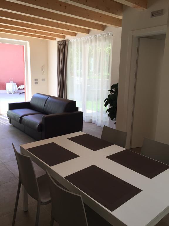 קאבאיון ורונסה Villa Rossa מראה חיצוני תמונה
